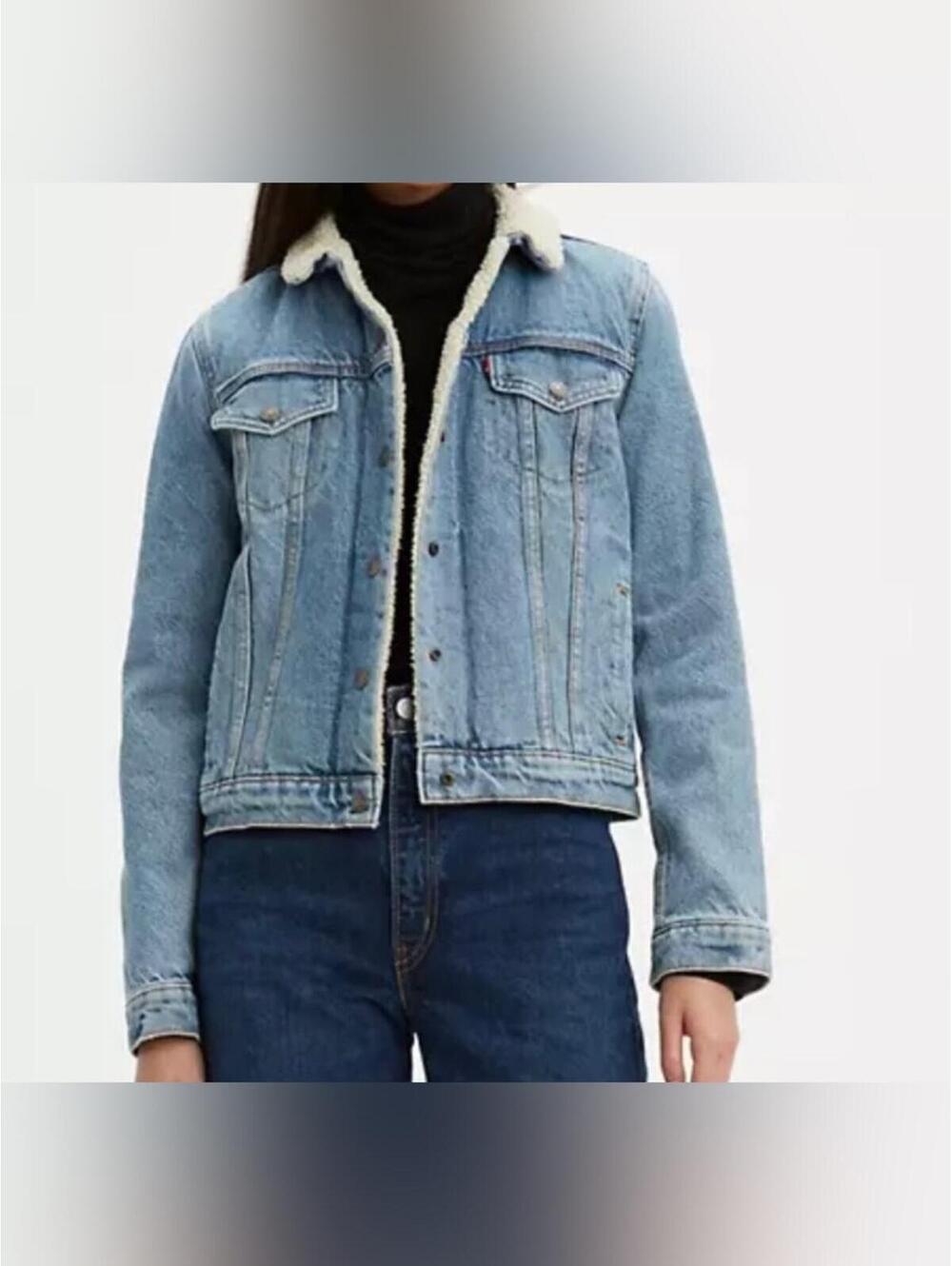 Levi’s Women’s Sherpa Lined Denim Trucker Jacket Sz M (fits Sm) EUC